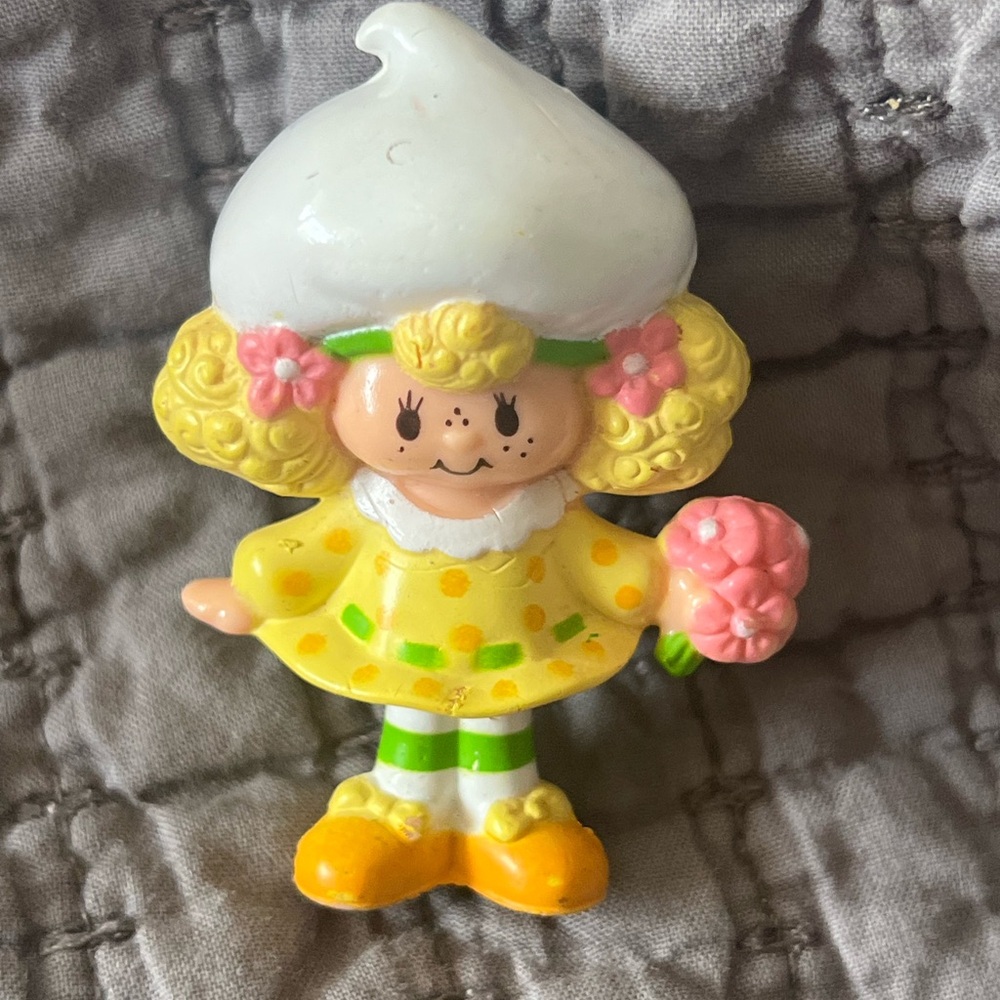 Strawberry Shortcake PVC Set - Picture 2 of 9